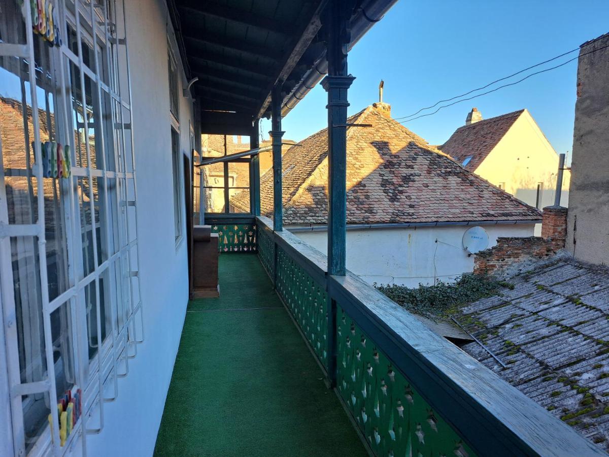 Cozy Apartment In The Heart Of סיביו מראה חיצוני תמונה