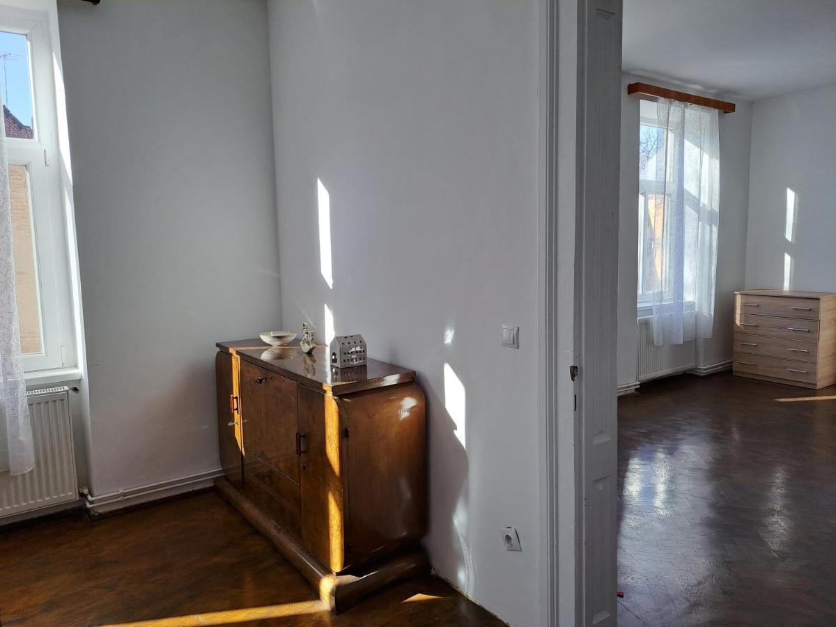 Cozy Apartment In The Heart Of סיביו מראה חיצוני תמונה
